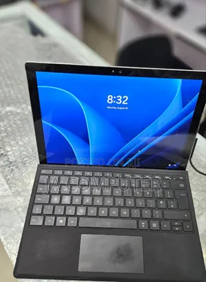 New Laptop Microsoft Surface Pro 4 8GB Intel Core I5 SSD 256GB