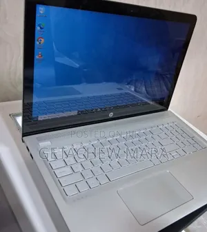 New Laptop HP Envy X360 8GB Intel Core I5 SSD 1T