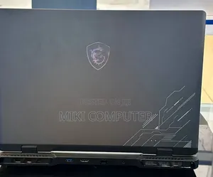 New Laptop MSI Crosshair 15 16GB Intel Core I7 SSD 1T