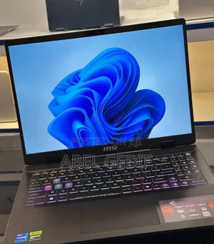 New Laptop MSI Crosshair 15 16GB Intel Core I7 SSD 1T