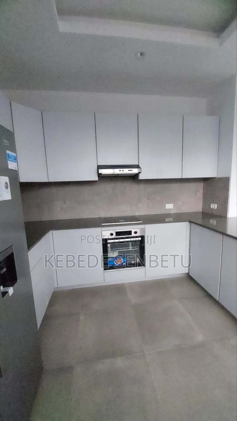 20bdrm Apartment in Addisabeba, Bole for sale