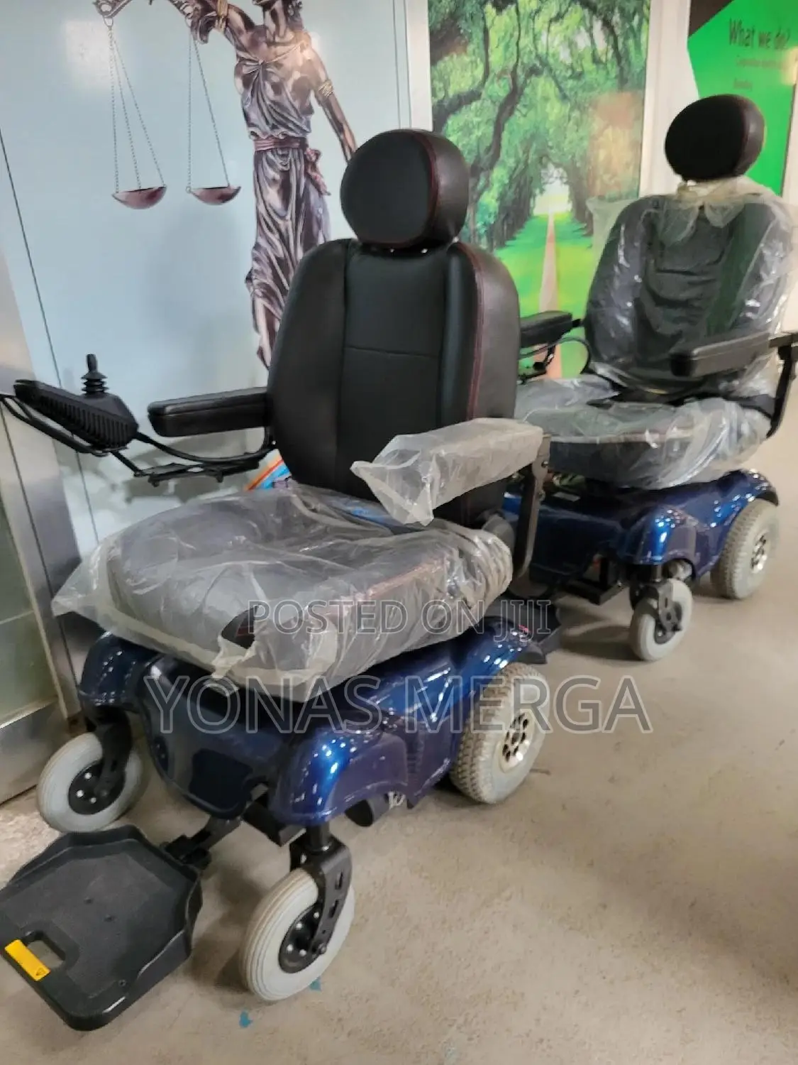 Electrical Wheelchair談፻wheelchair⎡Removing the Seat, Battery Pack Base