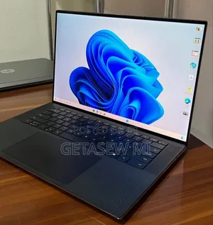 New Laptop Dell XPS 15 32GB Intel Core i7 SSD 512GB