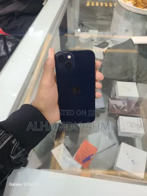 Apple iPhone 13 128 GB