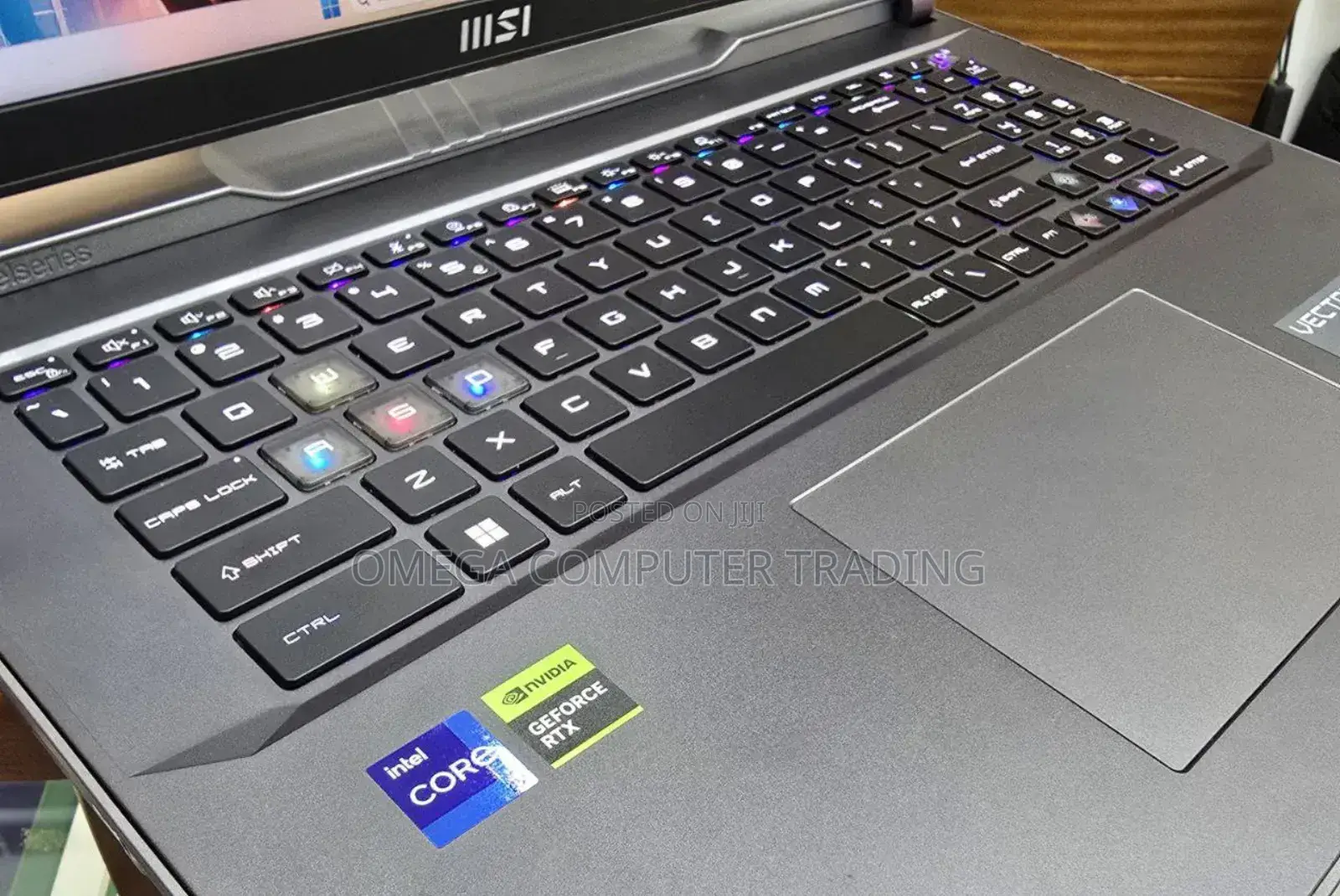 New Laptop MSI Vector GP68 HX 13V 16GB Intel Core i9 SSD 1T