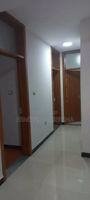 3bdrm Apartment in Yeka for sale