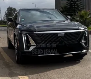 Cadillac Lyriq 2024 Matt Black