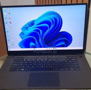 New Laptop Dell XPS 15 32GB Intel Core I9 SSD 2T