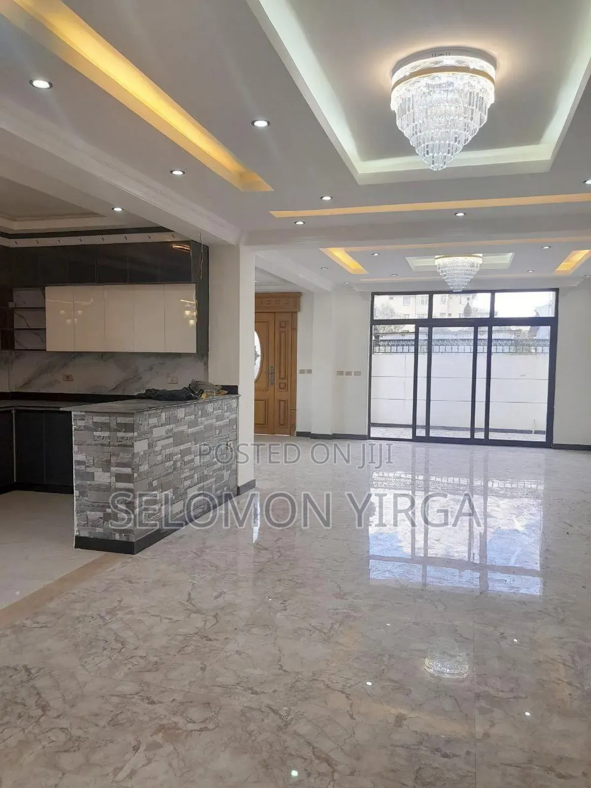 8bdrm Farm House in Adis Ababa, Bole for sale