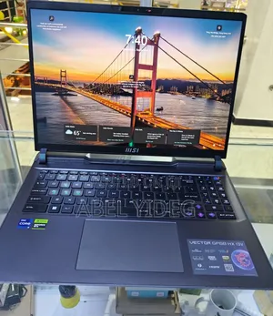 New Laptop MSI Vector GP68 HX 13V 16GB Intel Core I9 SSD 1T