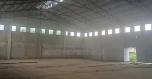የሚከራይ መጋዘን ቃሊቲ አስፓልት መንገድ ዳር Warehouse for Rent in Kaliti Main Road