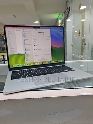 New Laptop Apple MacBook Air 2024 M3 13-Inch 16GB Apple M3 SSD 512GB