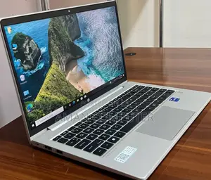 New Laptop HP ProBook 430 16GB Intel Core Ultra 7 SSD 512GB