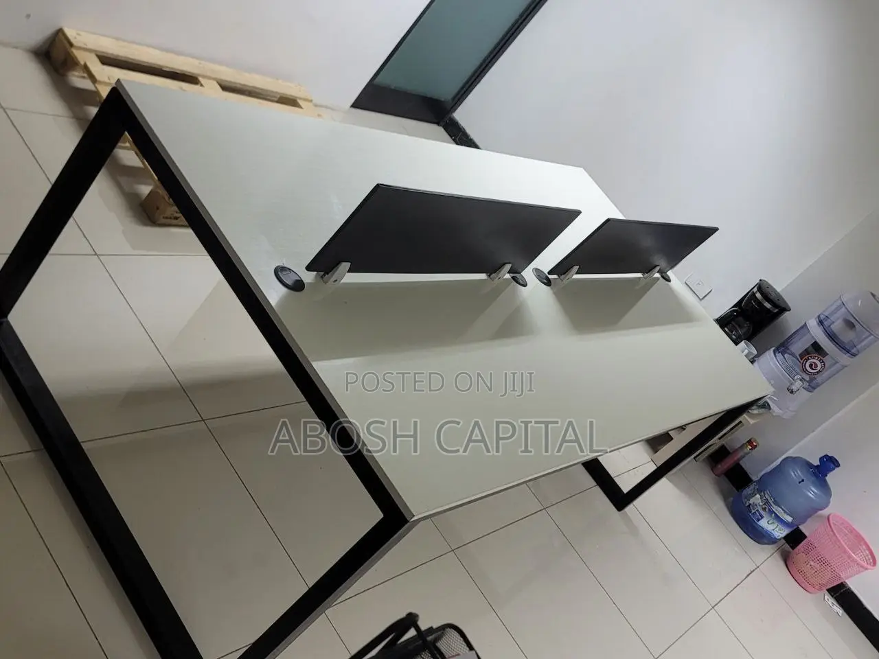 Workstation Table