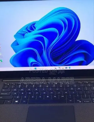 New Laptop Dell XPS 15 32GB Intel Core I9 SSD 2T