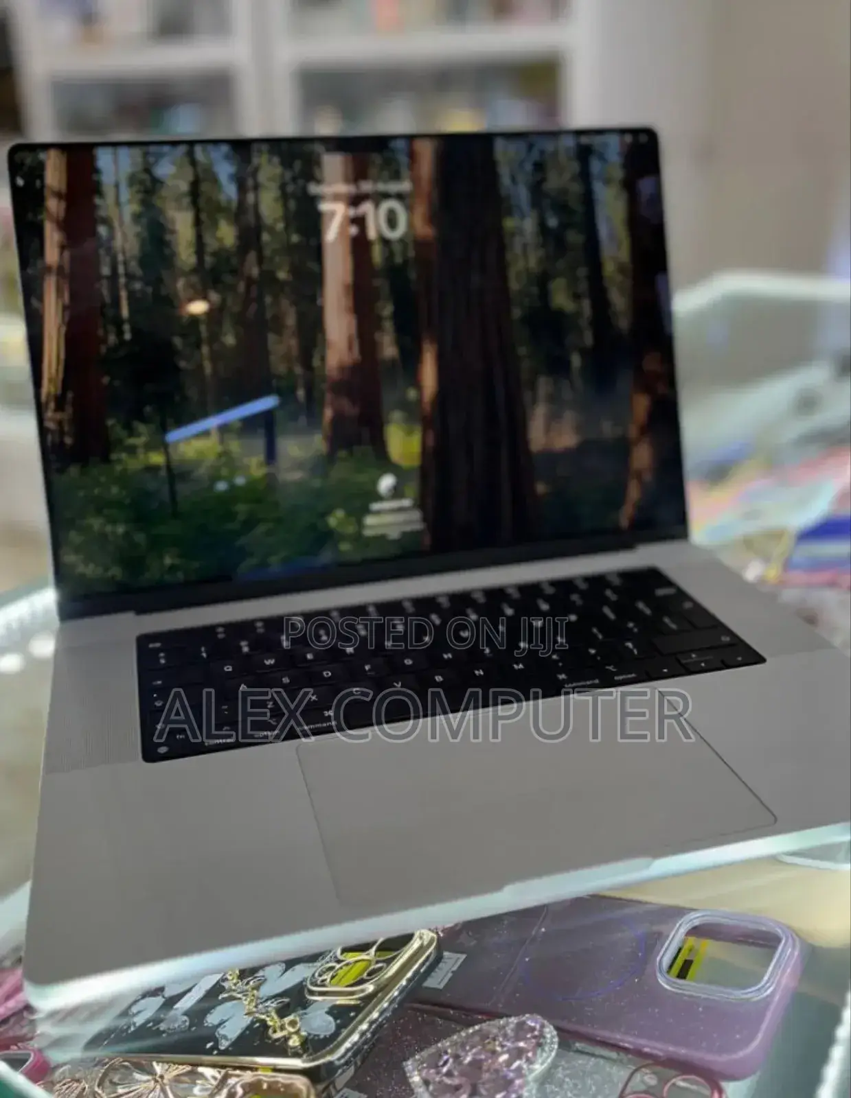 New Laptop Apple MacBook Pro M1 16GB Apple M1 Pro SSD 1T