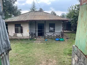 3bdrm House in Gullele for sale