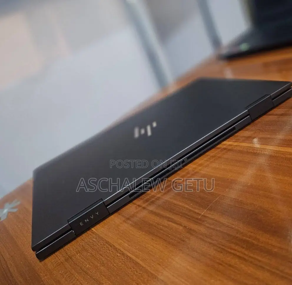 New Laptop HP Envy X360 16GB AMD Ryzen 5 SSD 512GB