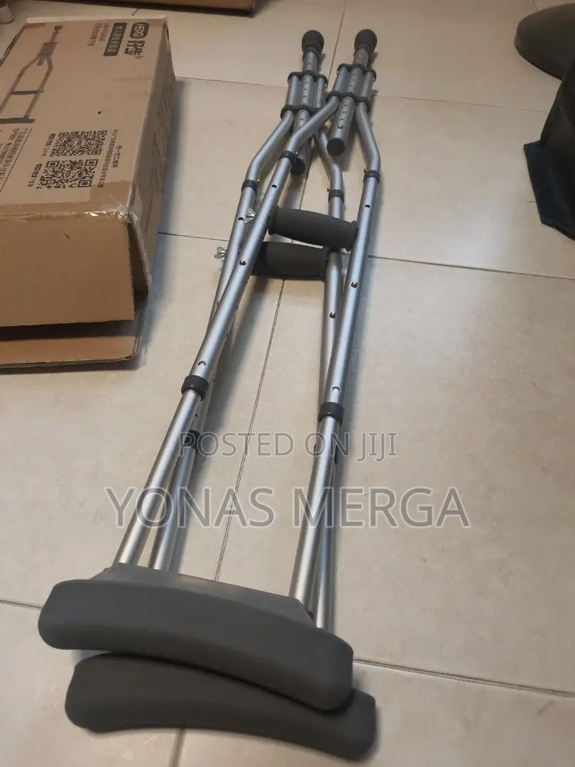 Underarm Aluminium Crutches for Adults Large/ Medium (1 Pair)