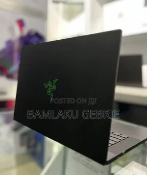 New Laptop Razer Blade 16GB AMD Ryzen 9 SSD 1T