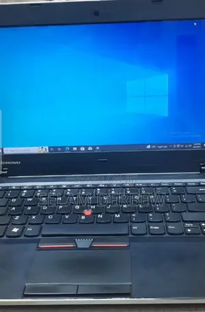 Laptop Lenovo ThinkPad 10 4GB Intel Celeron HDD 500GB