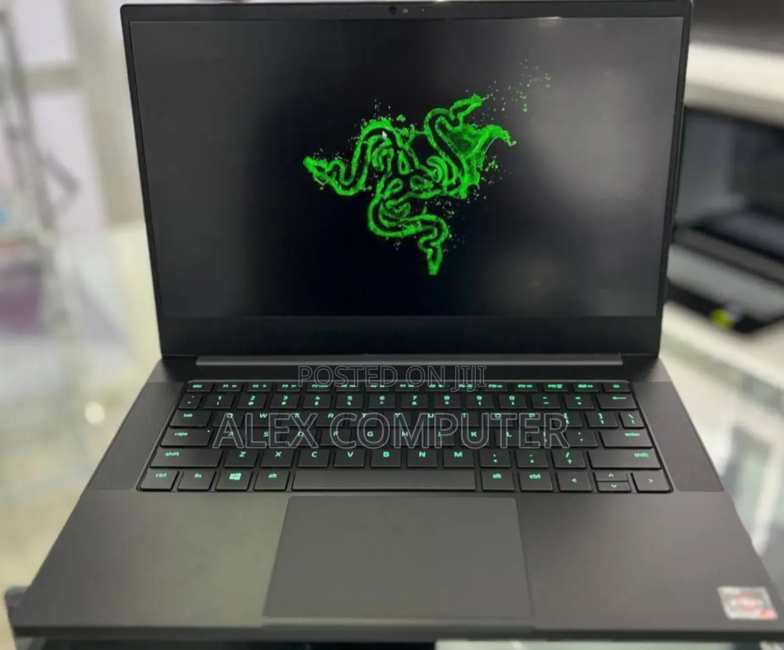 New Laptop Razer Blade 16GB AMD Ryzen 9 SSD 1T