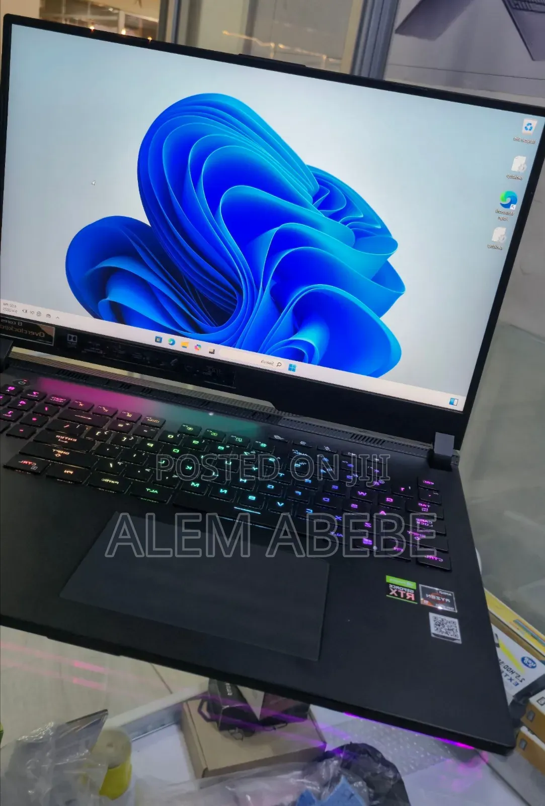 New Laptop Asus ROG Strix G731G 32GB AMD Ryzen 9 SSD 1T