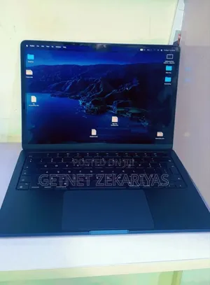 New Laptop Apple MacBook Air 8GB Apple M2 SSD 256GB