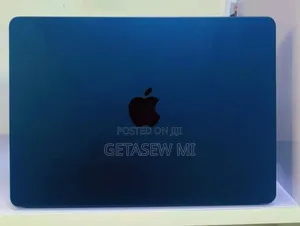 New Laptop Apple MacBook Air 2022 M2 8GB Apple M2 SSD 256GB