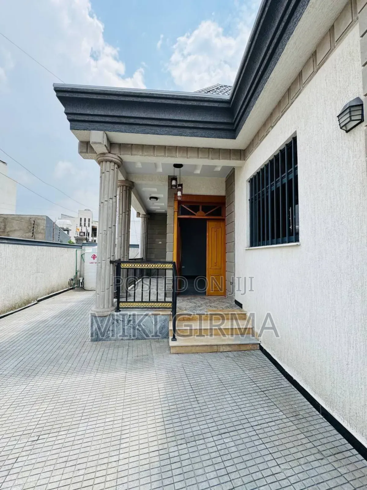 4bdrm Villa in ፊጋ, Bole for sale
