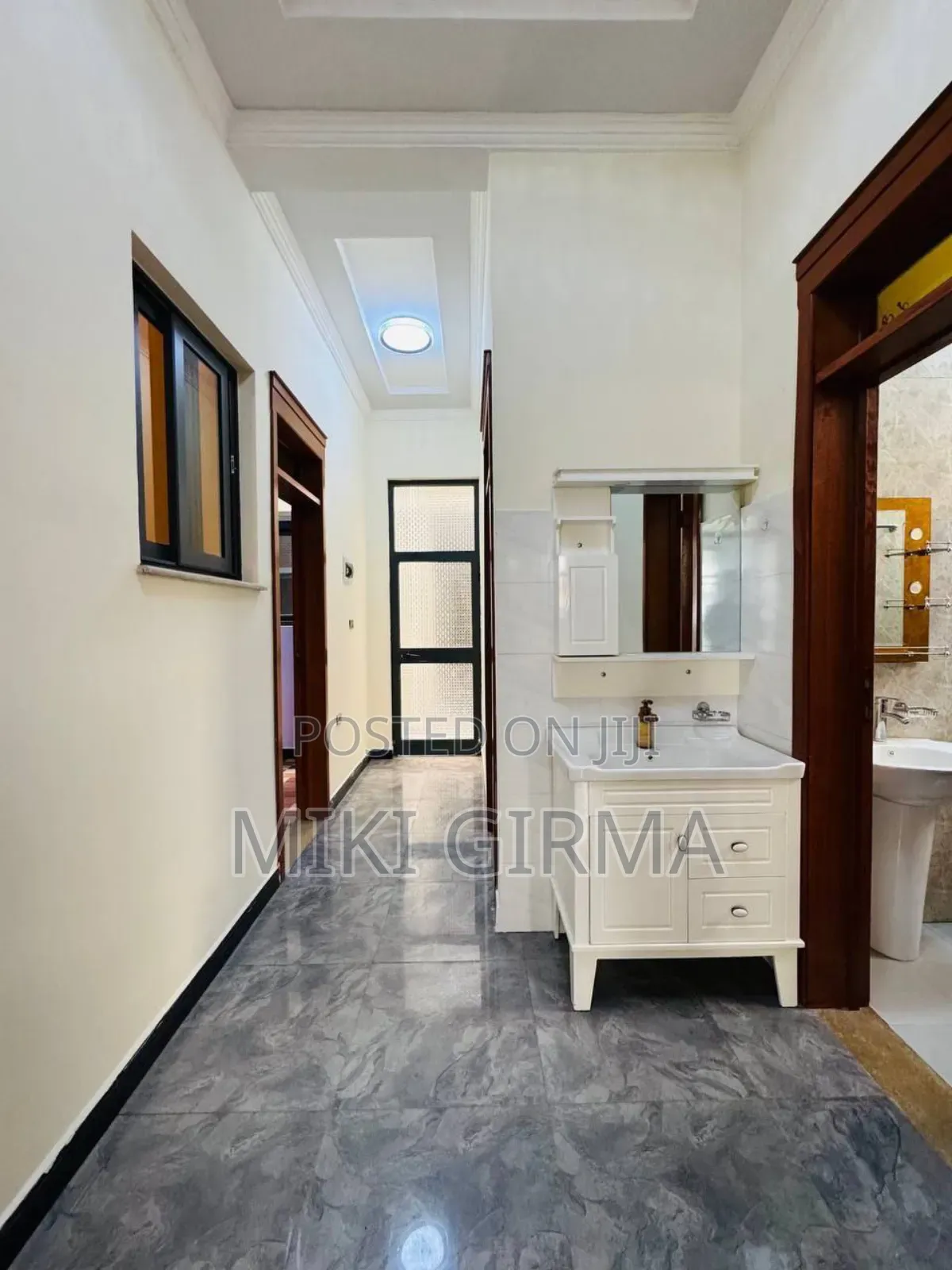 4bdrm Villa in ፊጋ, Bole for sale