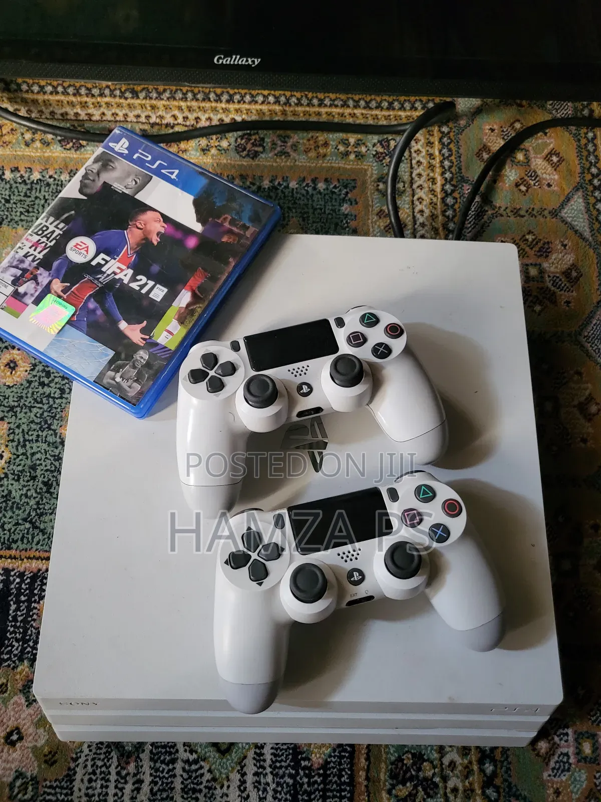 Ps4 Pro በብዛት አለን Can Ps