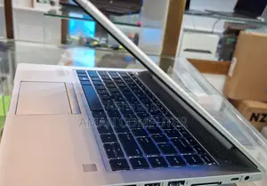 New Laptop HP EliteBook 840 G5 16GB AMD Ryzen 7 SSD 512GB