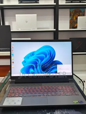 New Laptop Dell G15 5535 32GB Intel Core I9 SSD 1T