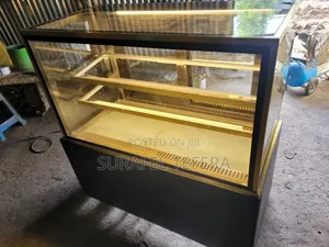 Cake Display የኬክ ዲስፕለይ