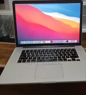 New Laptop Apple MacBook Pro 2015 16GB Intel Core I7 SSD 256GB