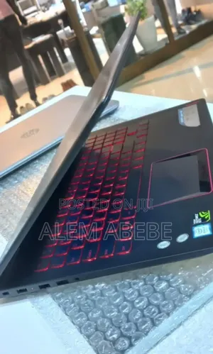 New Laptop Lenovo Legion Y520 16GB Intel Core I7 HDD 1T