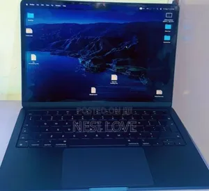 New Laptop Apple MacBook Air 2022 M2 8GB SSD 256GB