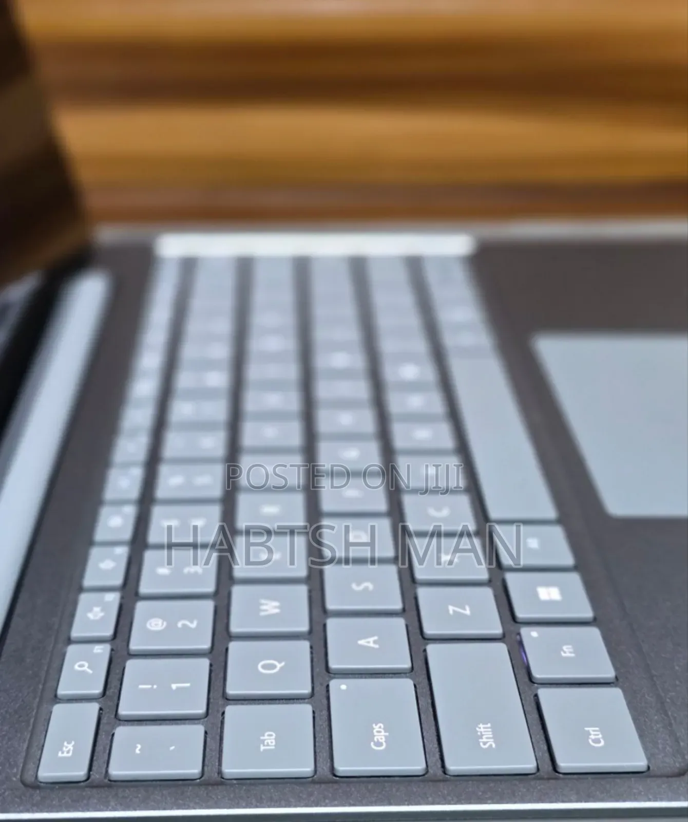 New Laptop Microsoft Surface 8GB Intel Core i5 SSD 256GB