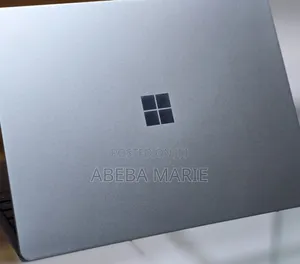 New Laptop Microsoft Surface 16GB Intel Core i5 SSD 256GB