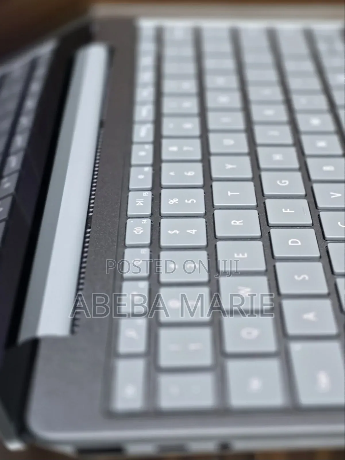 New Laptop Microsoft Surface 16GB Intel Core i5 SSD 256GB