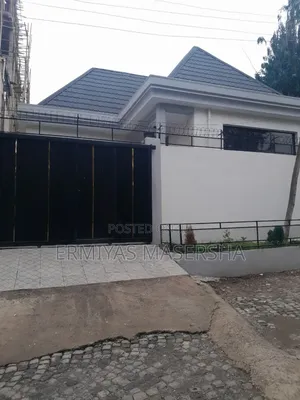 150 ካሬ Villa Ayat ለባንክ ይቻላል ዋጋ 16million