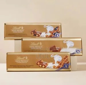 Lindt Swiss Premium Huzelnut Chocolate