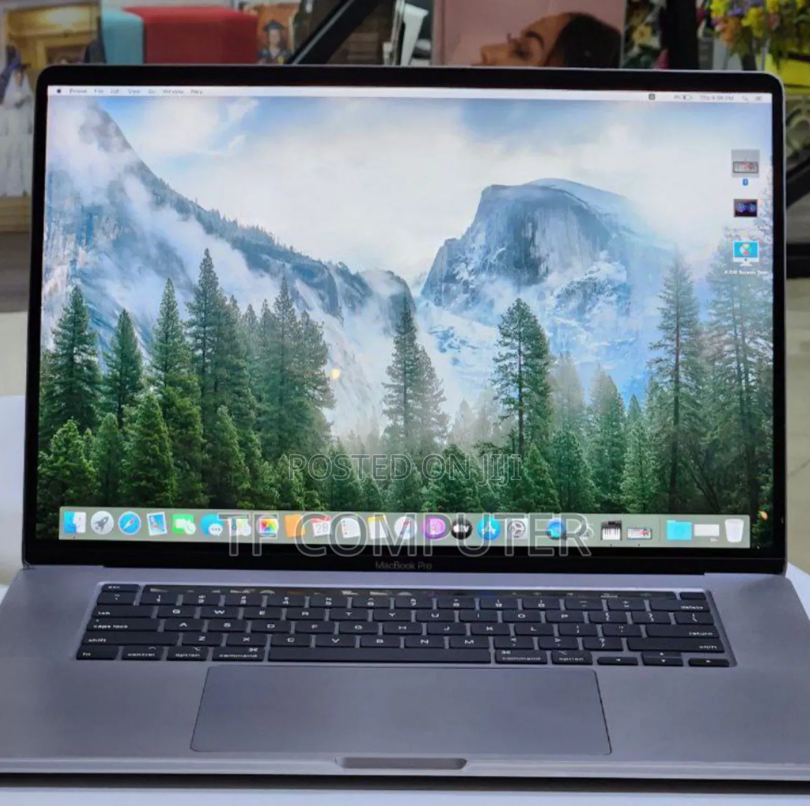 New Laptop Apple MacBook Pro 2019 32GB Intel Core i9 SSD 1T