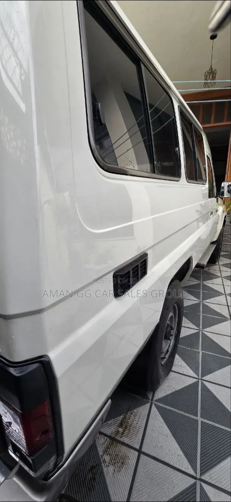 Toyota Land Cruiser 2018 White