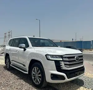New Toyota Land Cruiser LC300 2025