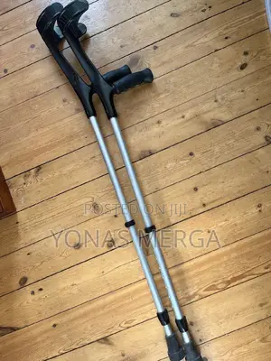 Best Forearm Crutches Provide Comfort嗜⨳Help You Choose Right Crutches