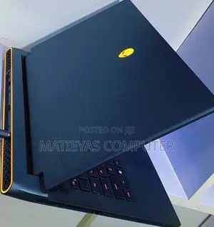 New Laptop Alienware M17x R2 16GB Intel Core I7 SSD 512GB