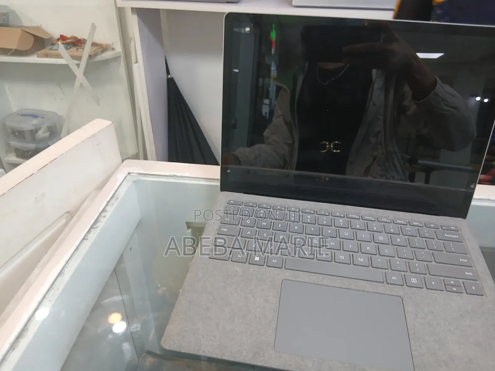 New Laptop Microsoft Surface 16GB Intel Core i5 SSD 256GB
