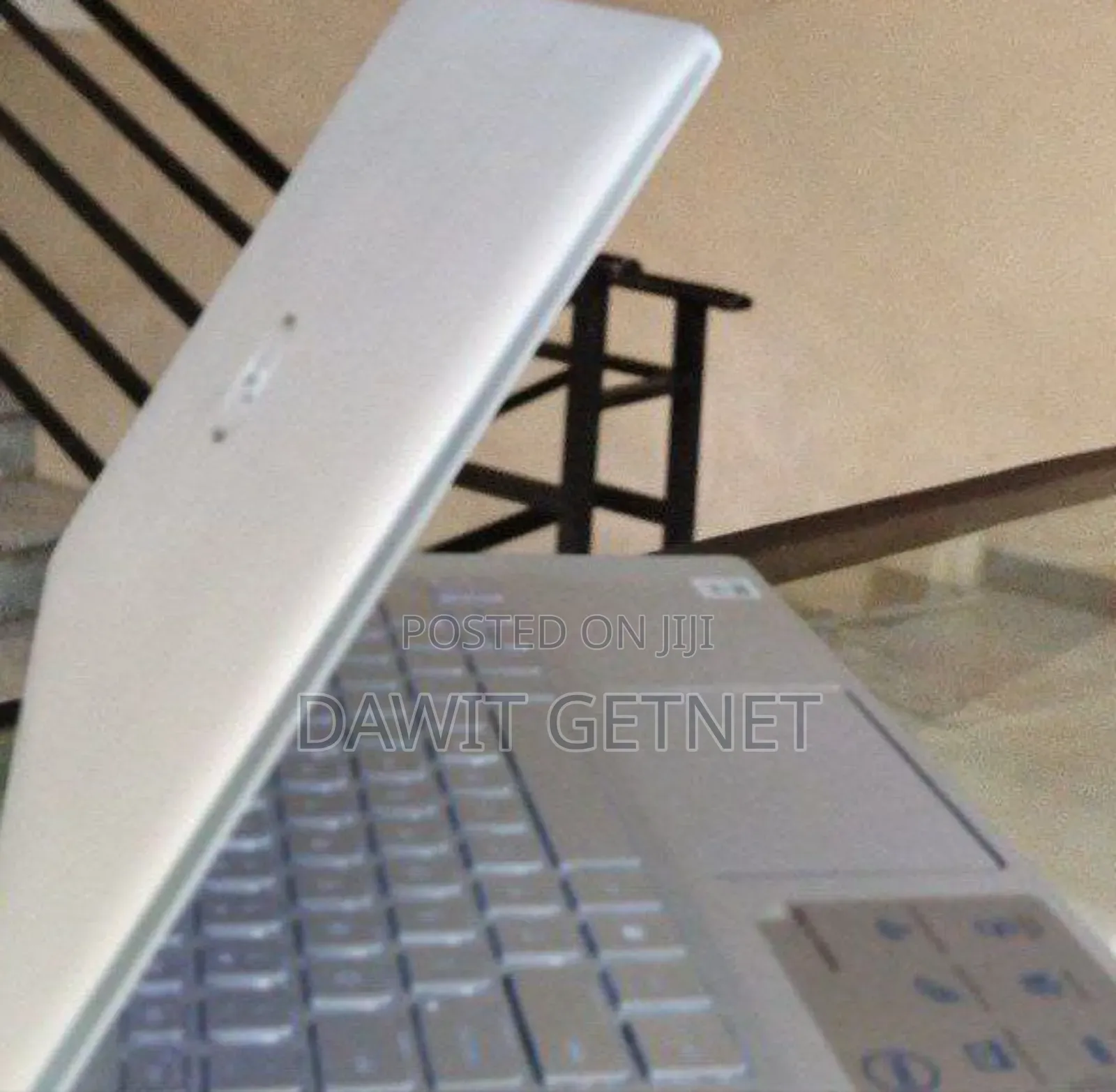 New Laptop Dell Inspiron 14 8GB Intel Core i7 SSD 512GB